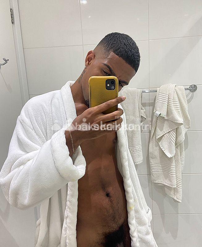 😈TOP CLASS GABRIELE🔥 AGNANO 🔥ATTIVISSIMO ANCHE PASIVO CON UN CAZZO VERO GROZZO PER SFONDARTE TUTTO PIENONDI LATE PADRONE 😈DOMINANTE XL🍆