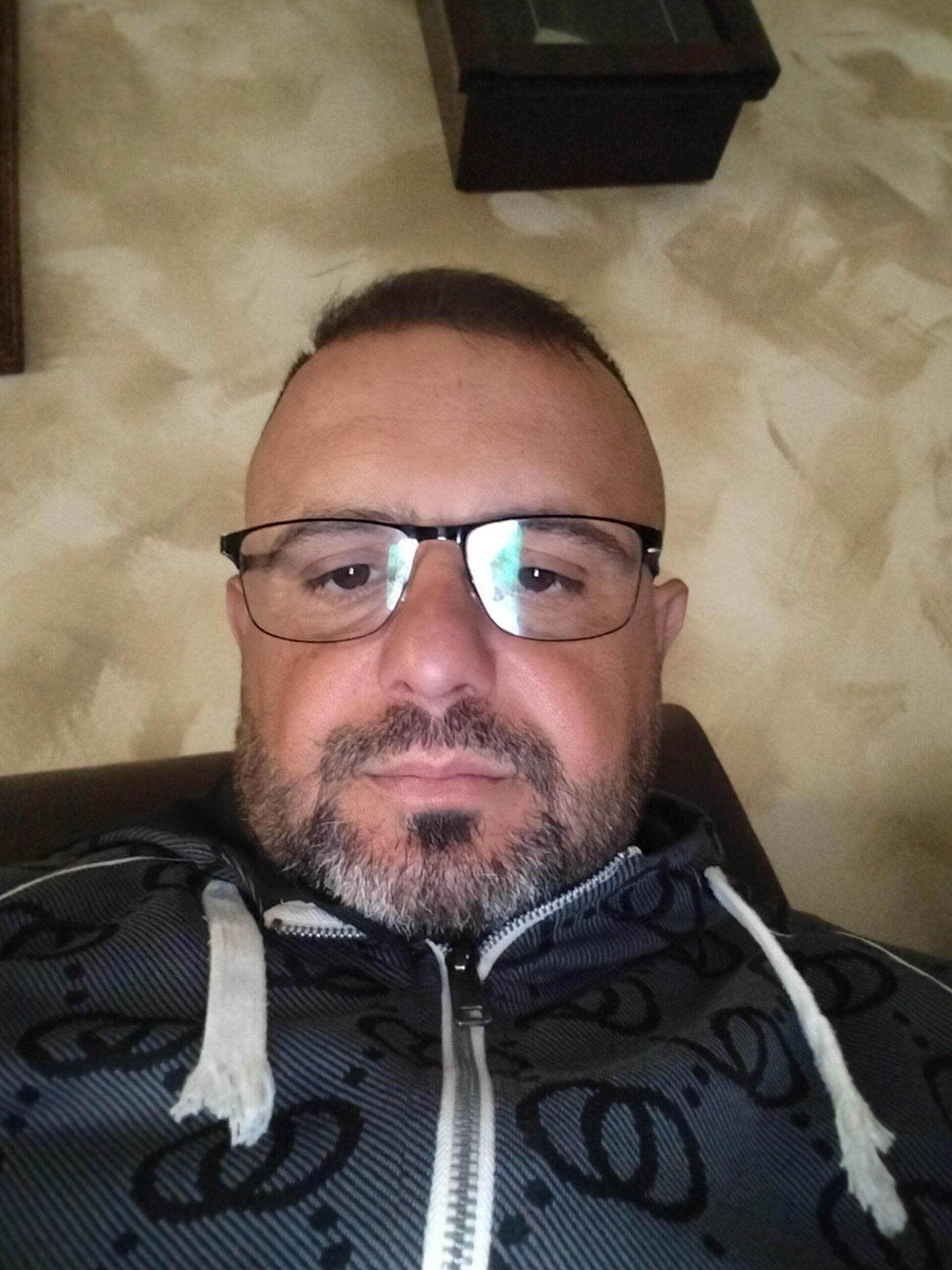 Incontriamoci gay donne anziani